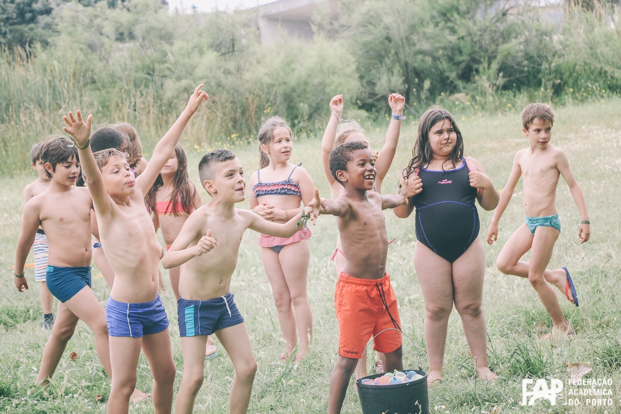Queres ser voluntário/a na FAP no Bairro?