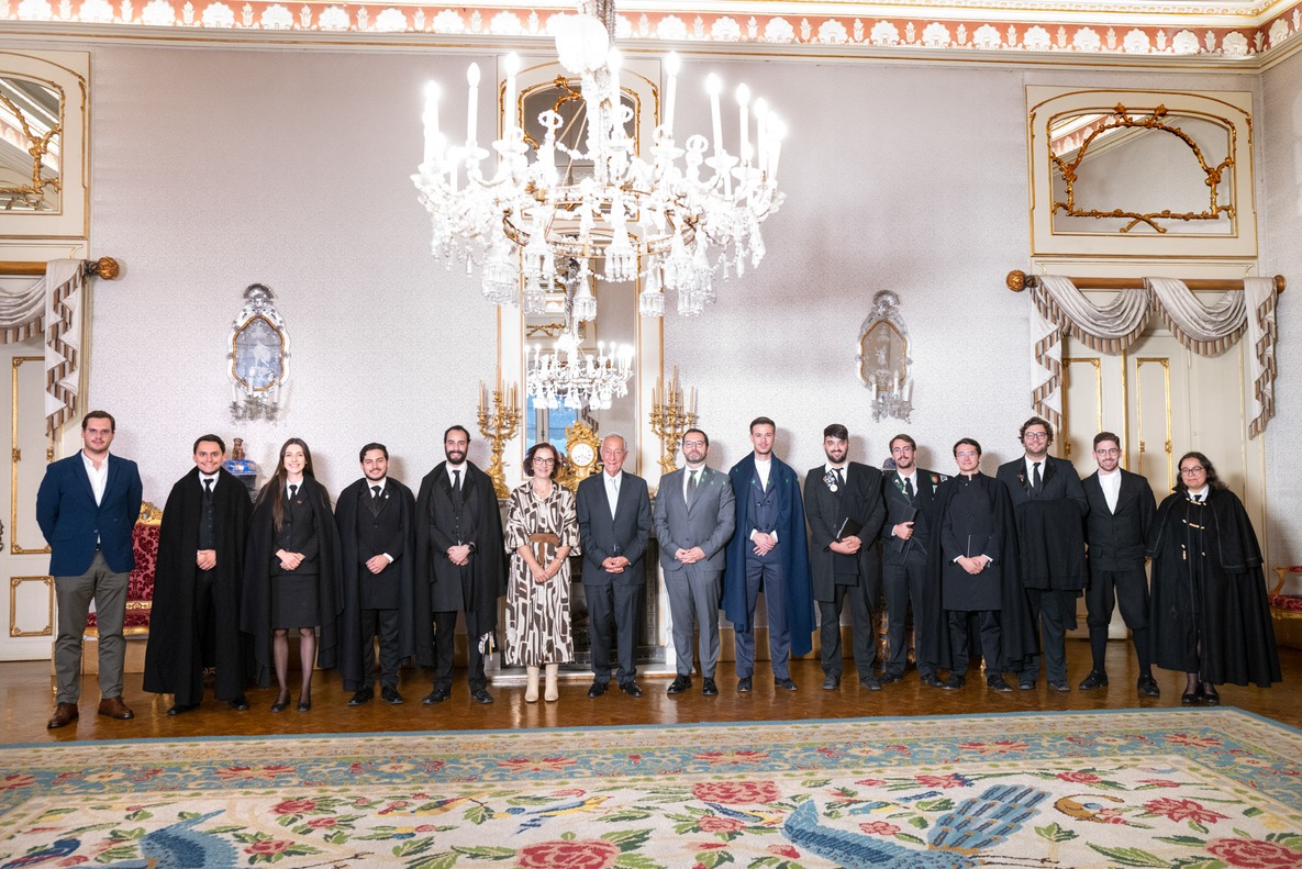 Federação Académica do Porto participa em audiência com Presidente da República Federação Académica do Porto participa em audiência com Presidente da República